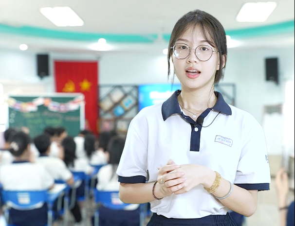 CỒN BÊN NÀY NHIỀU TIẾT HỌC HAY