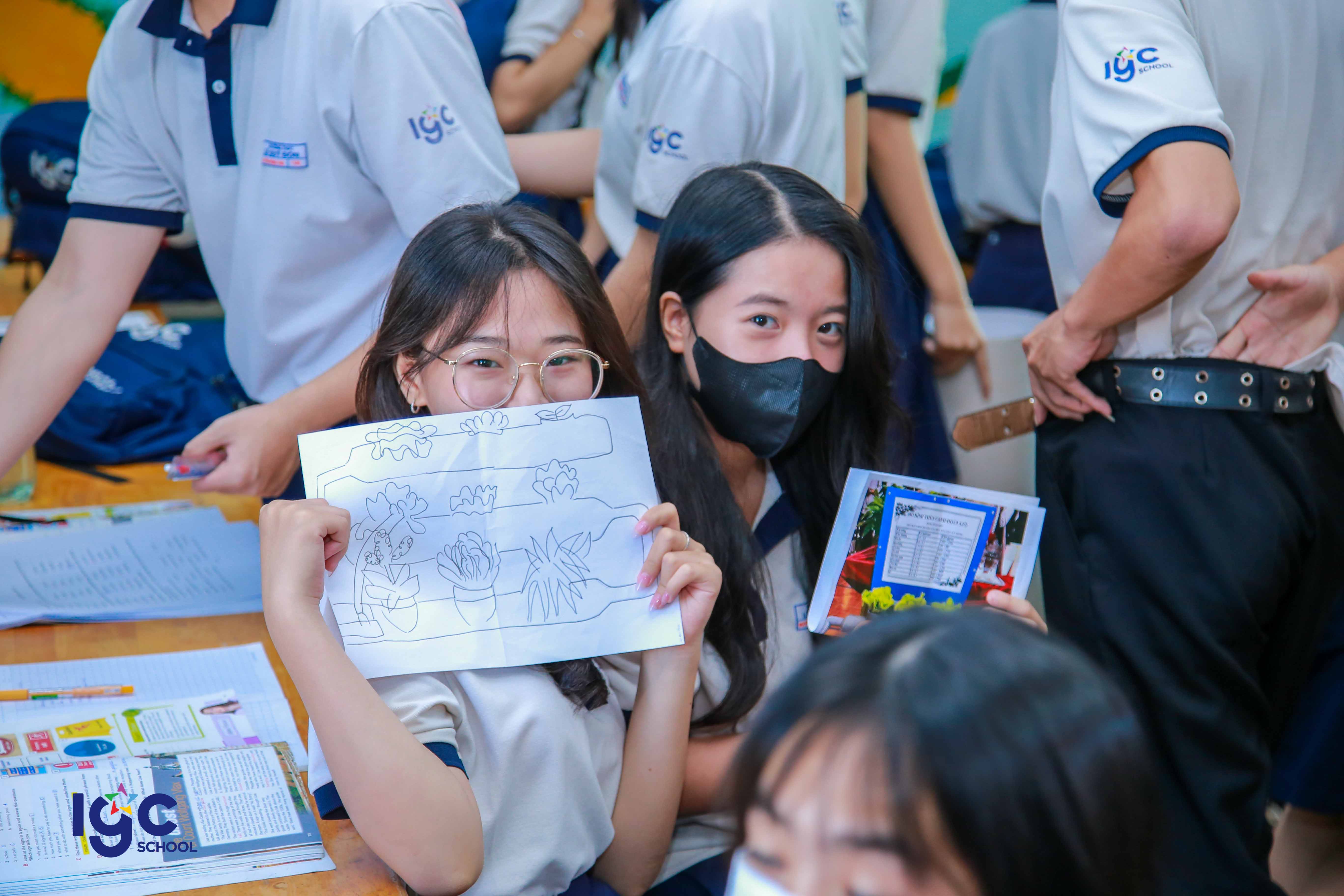 HỌC THẬT VUI CÙNG CÁC SẢN PHẨM HỌC TẬP MÔN HOÁ