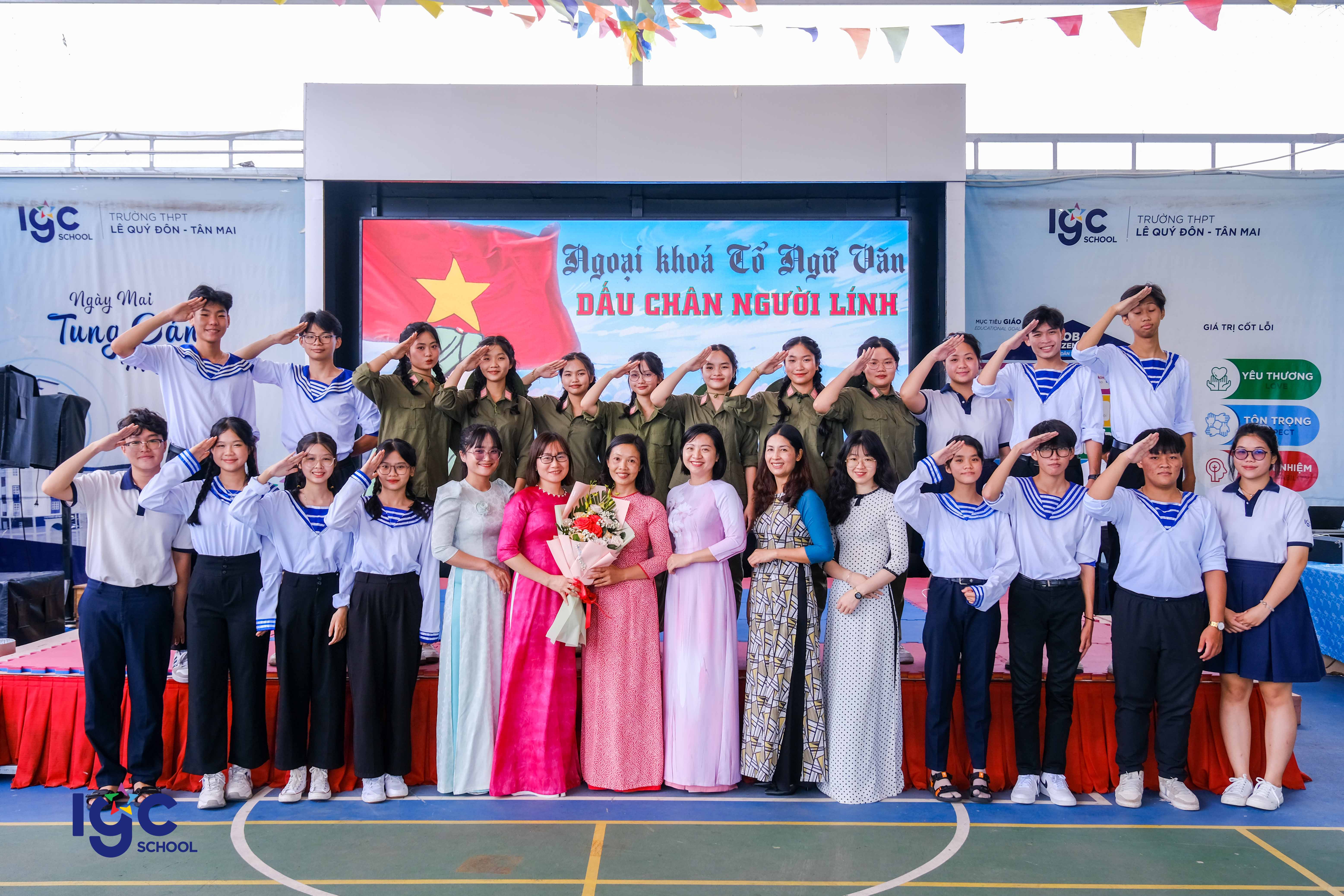 🎉NGOẠI KHÓA VĂN HỌC   " DẤU CHÂN NGƯỜI LÍNH"🎉