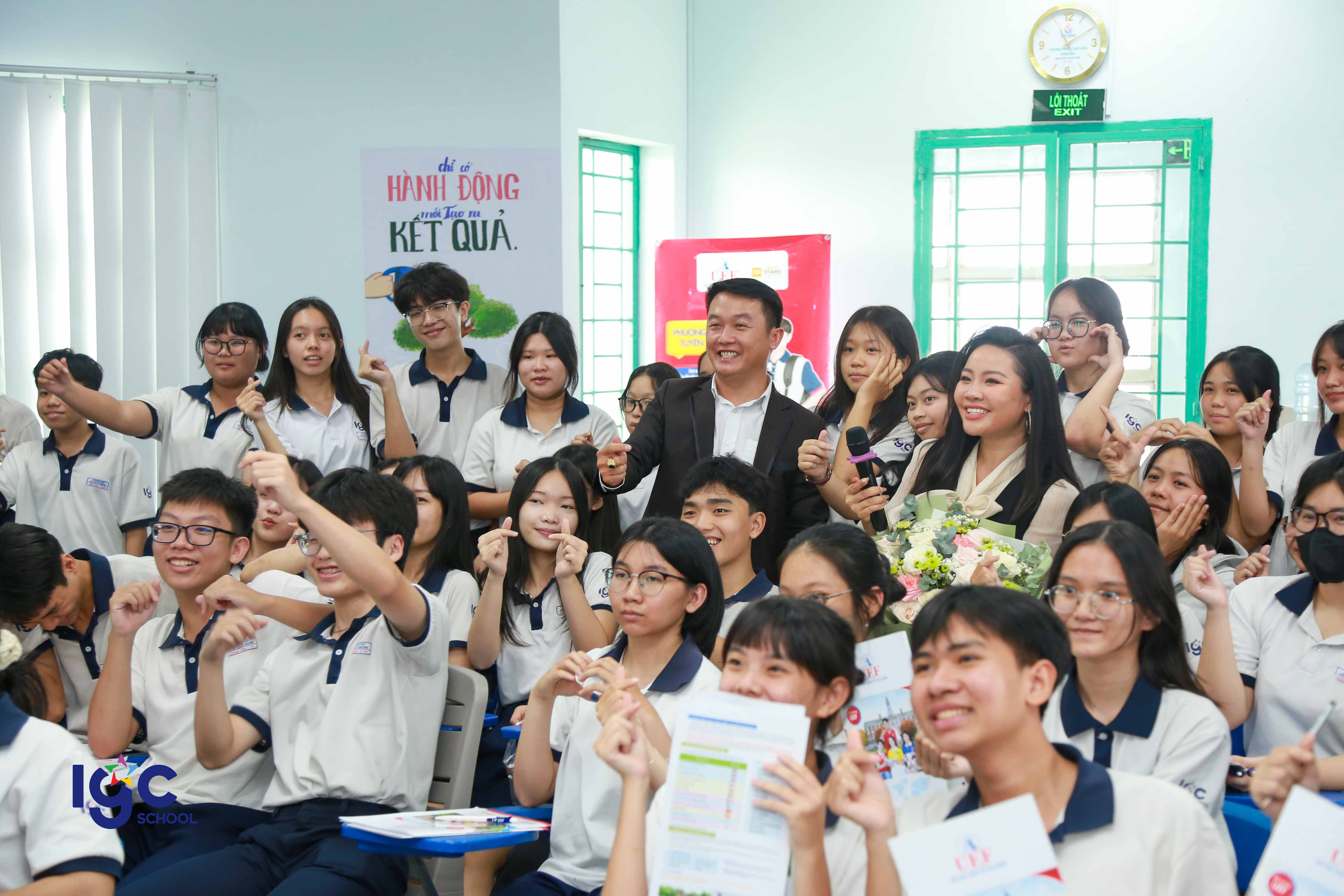 MC PHONG LINH - ĐÀI TRUYỀN HÌNH TP.HCM TẬP HUẤN KỸ NĂNG THUYẾT TRÌNH CHO HỌC SINH LÊ QUÝ ĐÔN – TÂN MAI