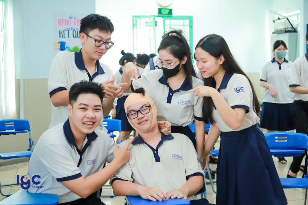 TẬP HUẤN SƠ CẤP CỨU CHO HỌC SINH THPT LÊ QUÝ ĐÔN – TÂN MAI