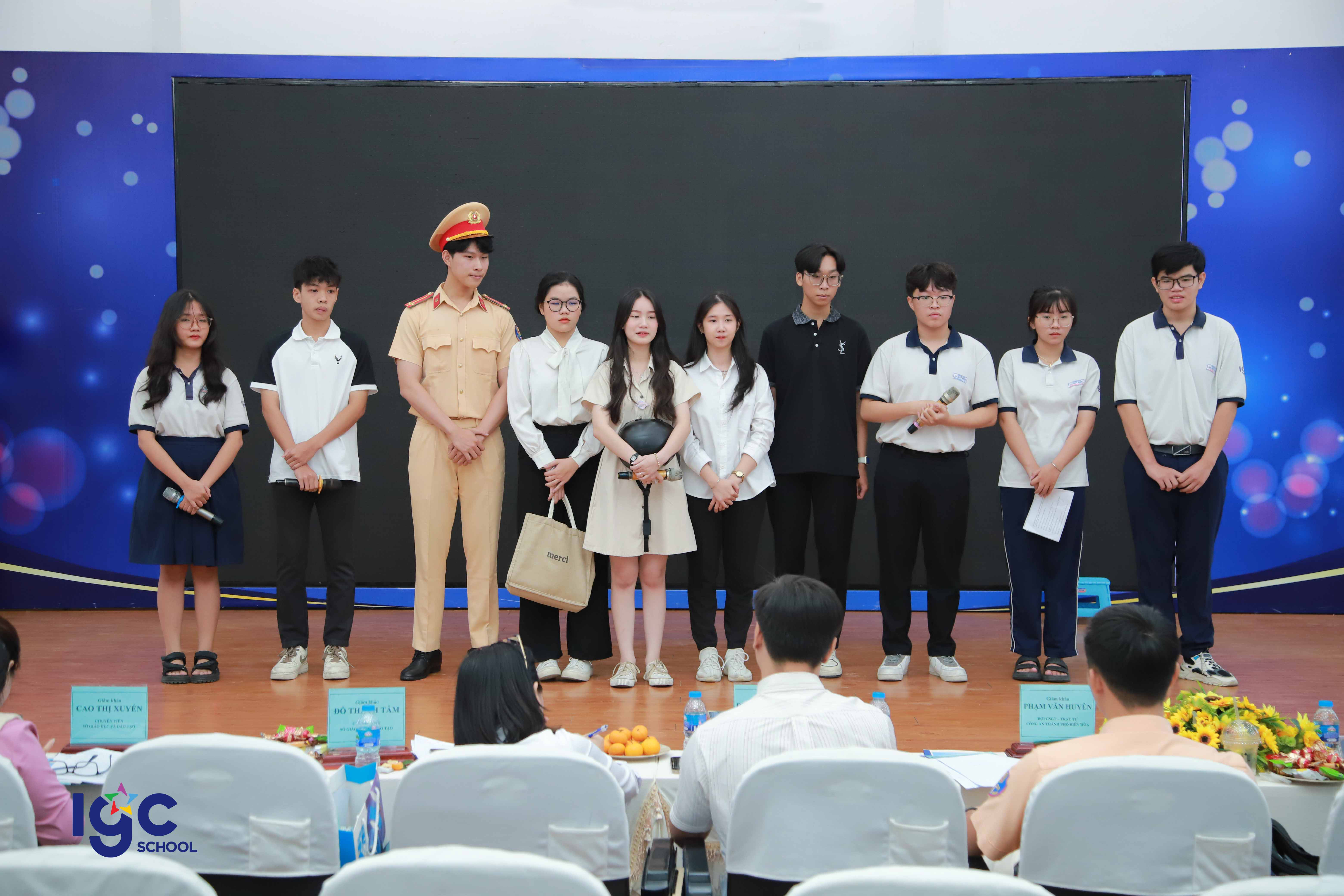 🎯HỌC SINH TRƯỜNG LÊ QUÝ ĐÔN - TÂN MAI THỰC HIỆN NGHIÊM CHỈNH VÀ GÓP PHẦN TUYÊN TRUYỀN AN TOÀN GIAO THÔNG CHO MỌI NGƯỜI