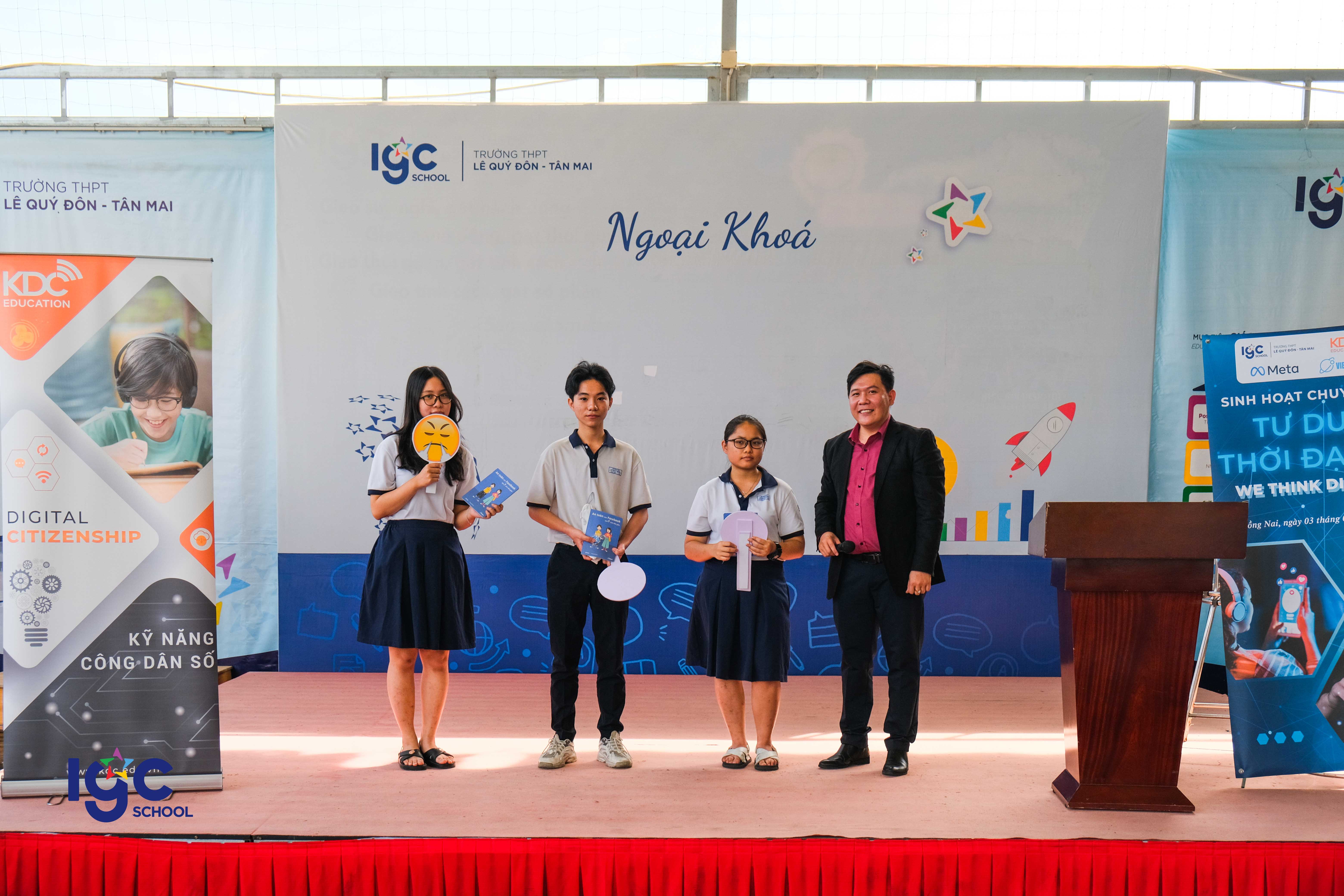 Tư Duy Thời Đại Số